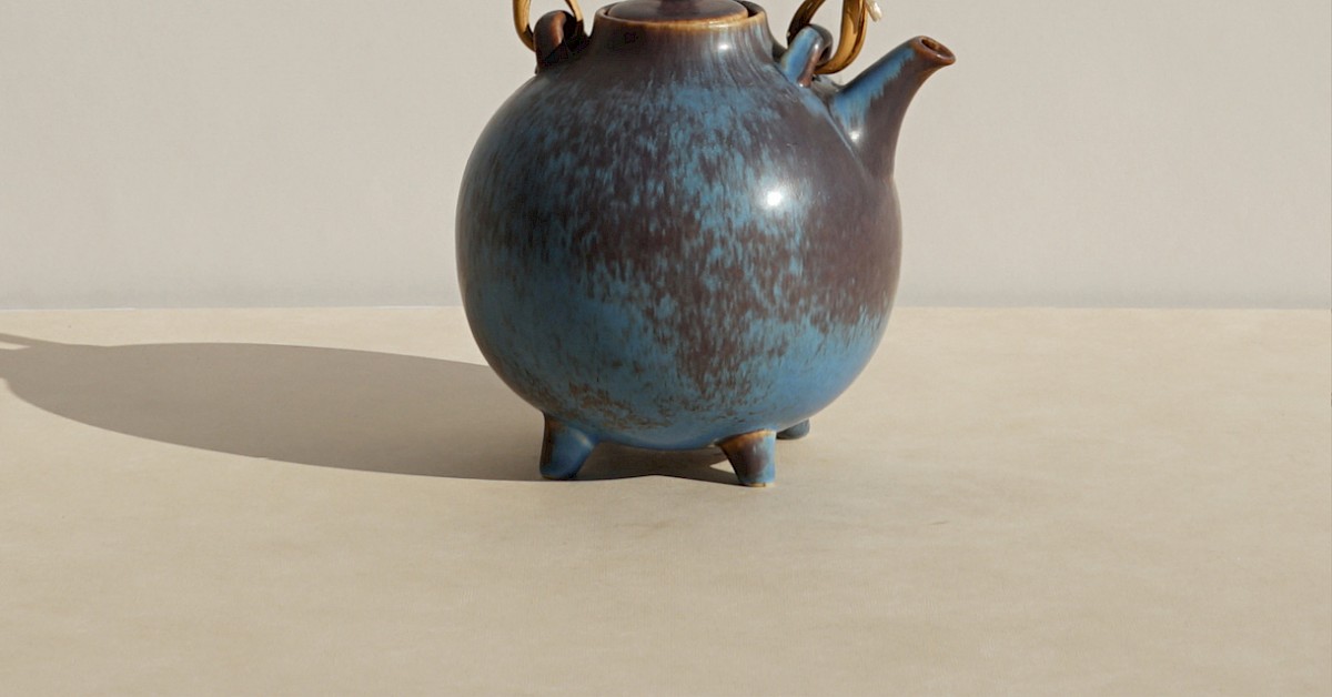 Teapot model “UM” • Archyvio